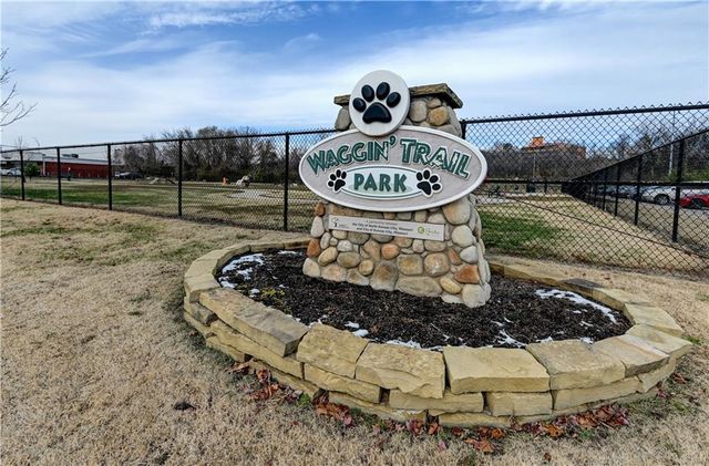 3002 Howell Street, North Kansas City, MO 64116