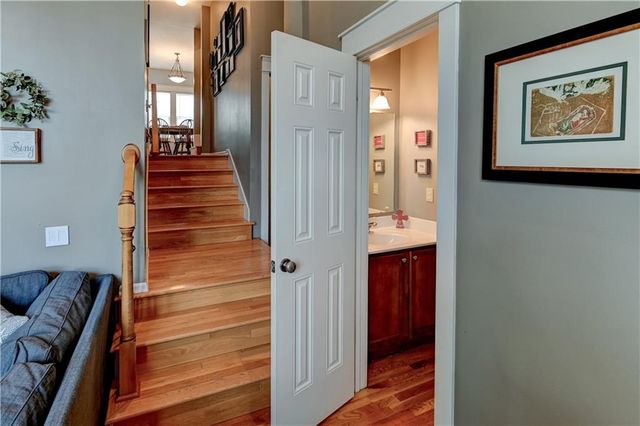 3002 Howell Street, North Kansas City, MO 64116