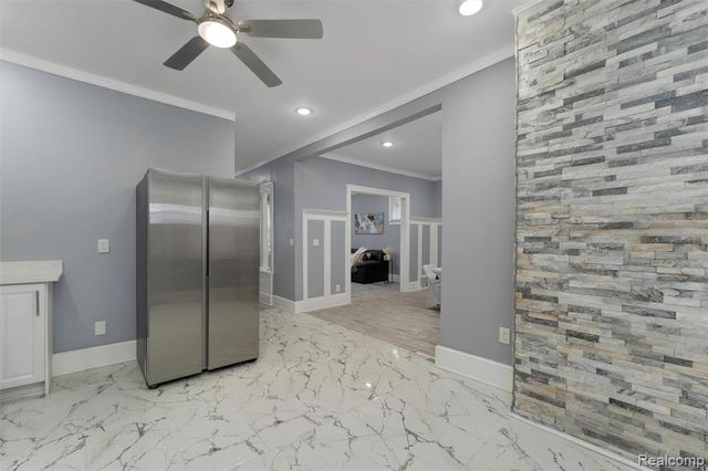 4411 Iroquois Street, Detroit, MI 48214