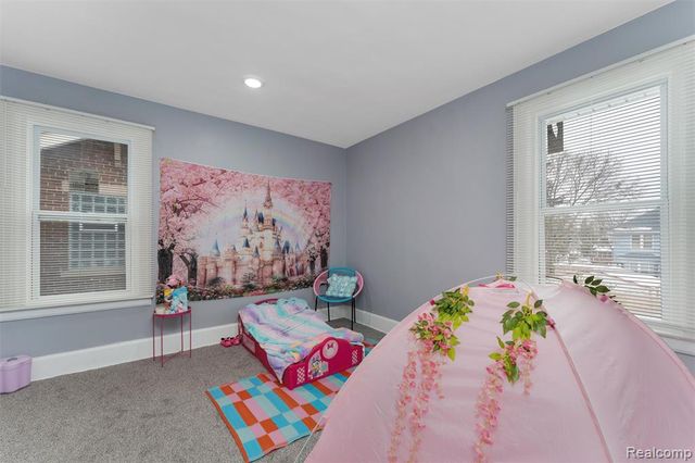 4411 Iroquois Street, Detroit, MI 48214