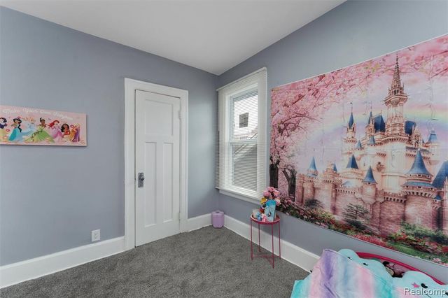 4411 Iroquois Street, Detroit, MI 48214