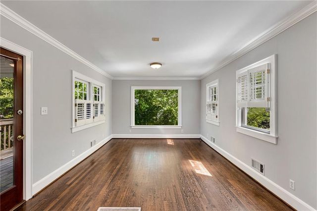 666 Yorkshire Road NE, Atlanta, GA 30306