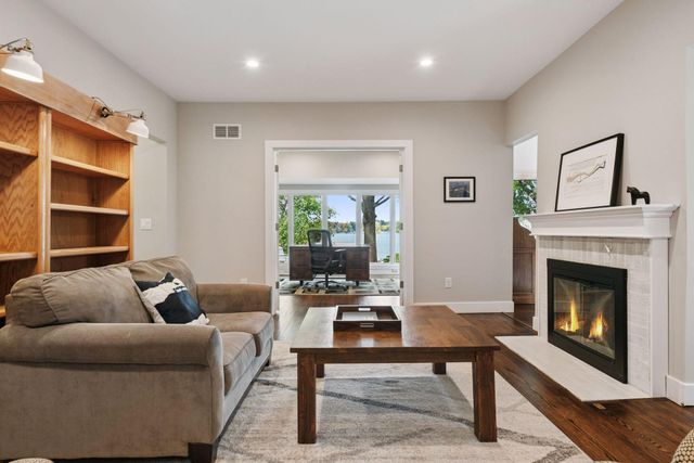 859 Excelsior Boulevard, Excelsior, MN 55331