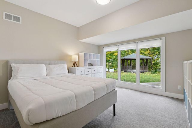 859 Excelsior Boulevard, Excelsior, MN 55331