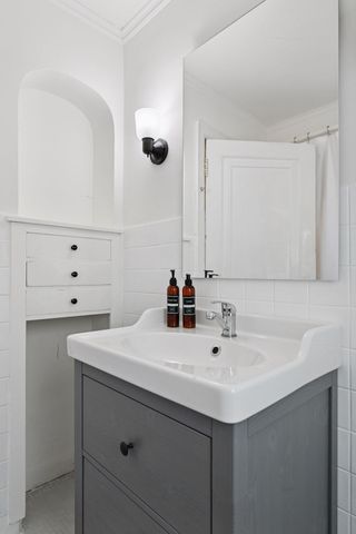 859 Excelsior Boulevard, Excelsior, MN 55331