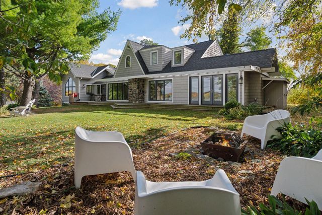 859 Excelsior Boulevard, Excelsior, MN 55331