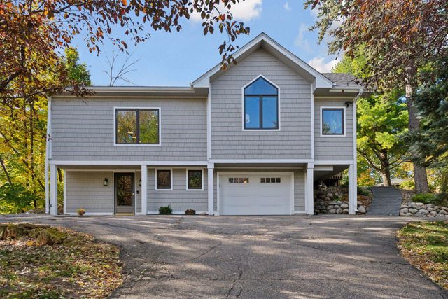 859 Excelsior Boulevard, Excelsior, MN 55331