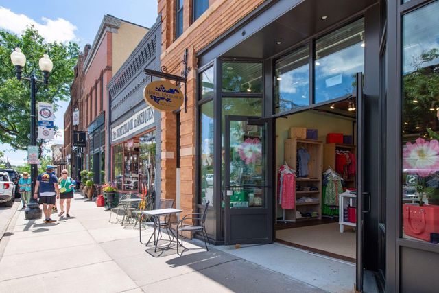 859 Excelsior Boulevard, Excelsior, MN 55331