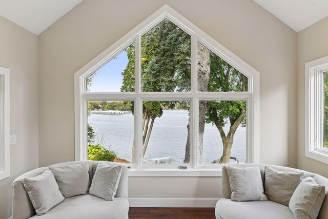 859 Excelsior Boulevard, Excelsior, MN 55331