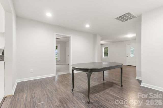 192 Flower House Loop, Troutman, NC 28166