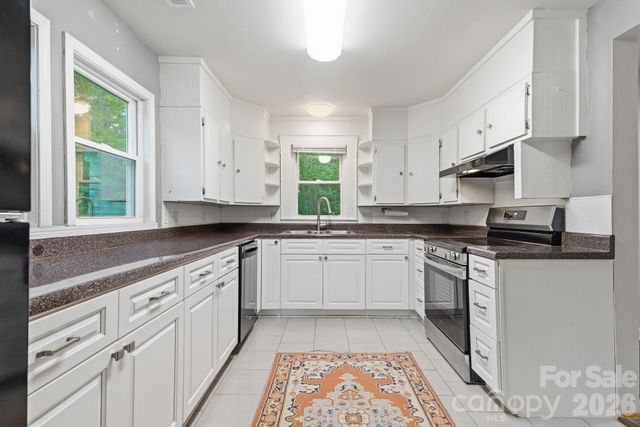 192 Flower House Loop, Troutman, NC 28166