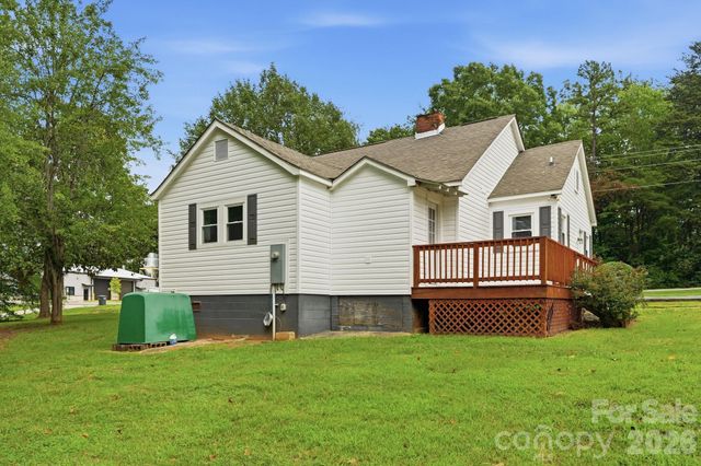 192 Flower House Loop, Troutman, NC 28166