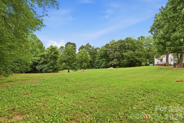 192 Flower House Loop, Troutman, NC 28166