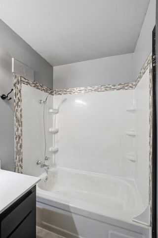 3028 W San Jose Avenue, Fresno, CA 93711