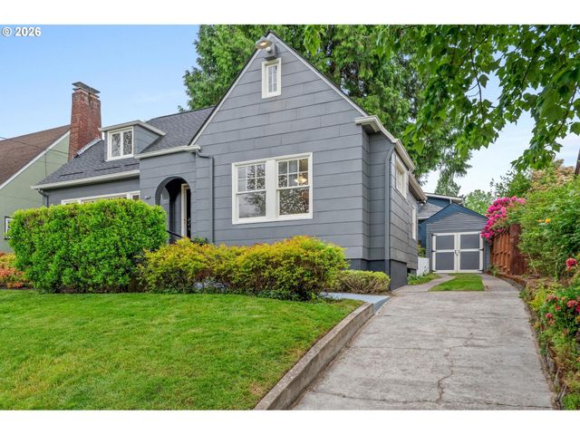 2933 Ne 27TH Ave, Portland, OR 97212