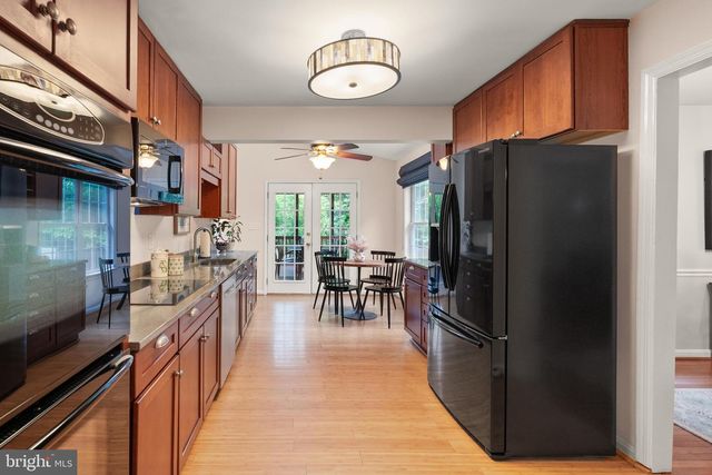 8519 BUCKBOARD DR, Alexandria, VA 22308