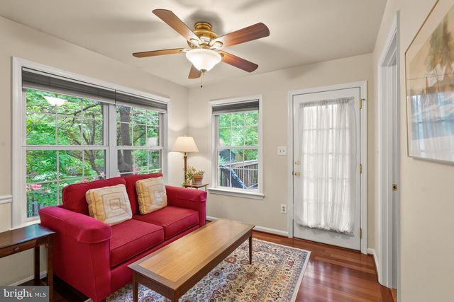 8519 BUCKBOARD DR, Alexandria, VA 22308