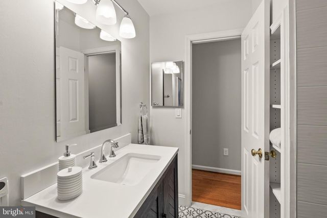 8519 BUCKBOARD DR, Alexandria, VA 22308