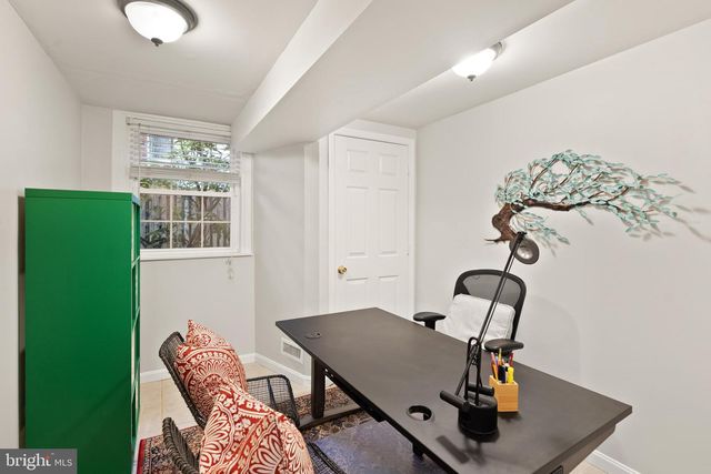 8519 BUCKBOARD DR, Alexandria, VA 22308