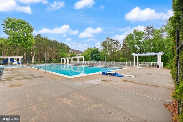 8519 BUCKBOARD DR, Alexandria, VA 22308