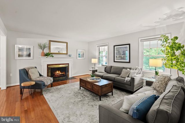8519 BUCKBOARD DR, Alexandria, VA 22308