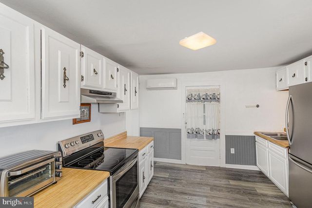 7934 COURTHOUSE RD, Spotsylvania, VA 22551