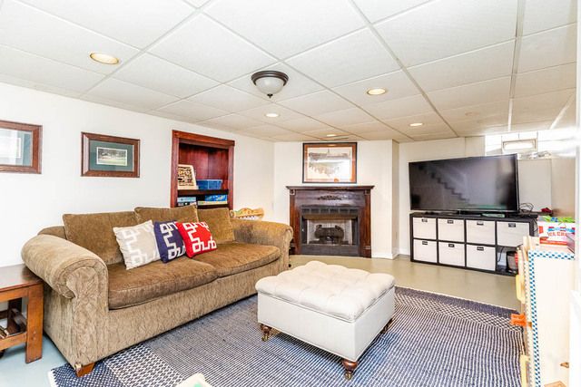 509 S Brainard Avenue, La Grange, IL 60525