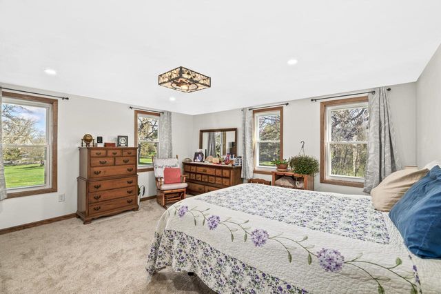 S51W30943 Old Village ROAD, Mukwonago, WI 53149