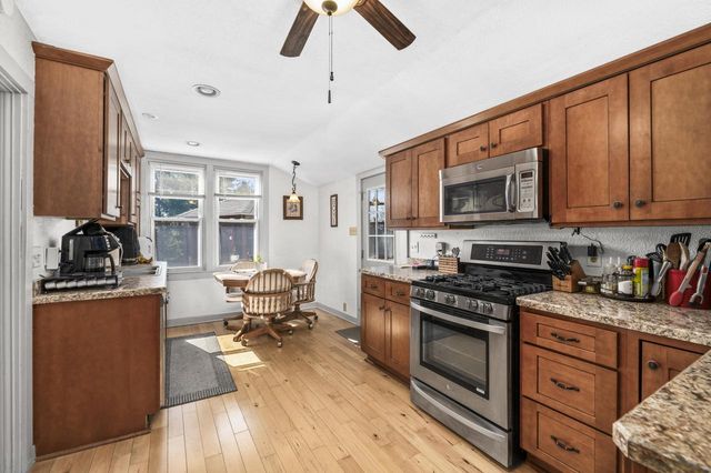 S51W30943 Old Village ROAD, Mukwonago, WI 53149
