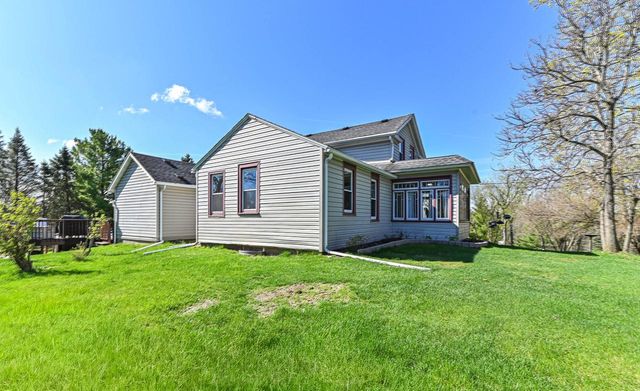 S51W30943 Old Village ROAD, Mukwonago, WI 53149