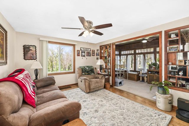 S51W30943 Old Village ROAD, Mukwonago, WI 53149