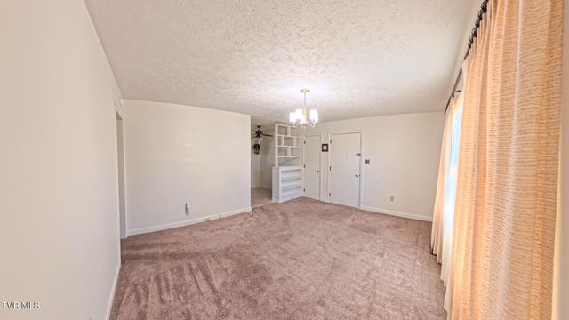 212 Hemlock Road, Bristol, TN 37620