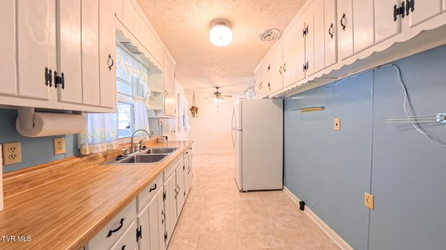 212 Hemlock Road, Bristol, TN 37620