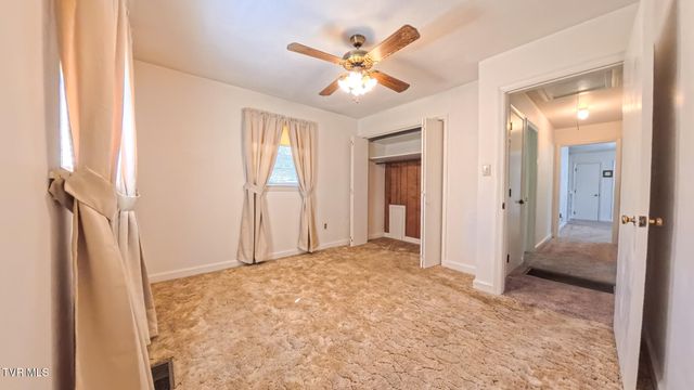 212 Hemlock Road, Bristol, TN 37620