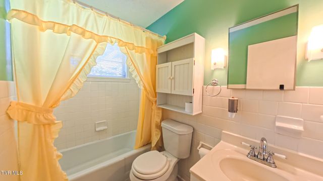 212 Hemlock Road, Bristol, TN 37620