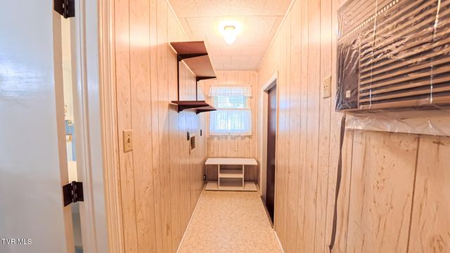 212 Hemlock Road, Bristol, TN 37620