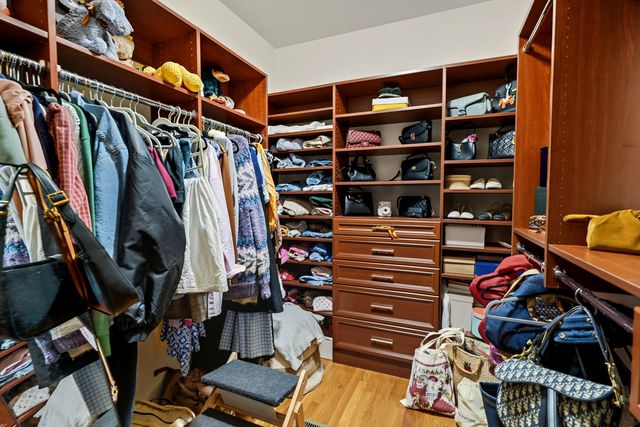 8606 Binnacle Court, Louisville, KY 40220
