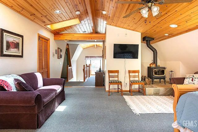 1531 Alta Sierra Road, Wofford Heights, CA 93285