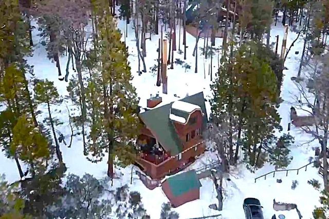 1531 Alta Sierra Road, Wofford Heights, CA 93285