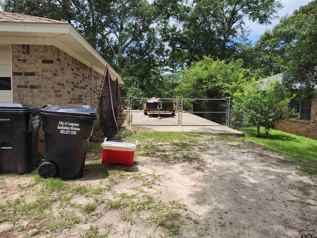3727 Linda Kaye Dr, Longview, TX 75604