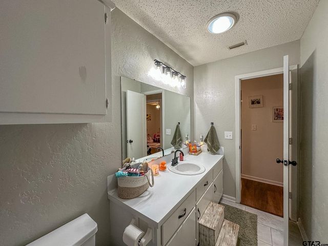 3727 Linda Kaye Dr, Longview, TX 75604