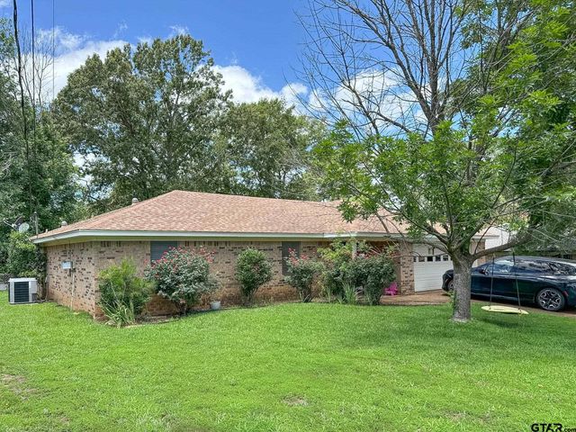 3727 Linda Kaye Dr, Longview, TX 75604