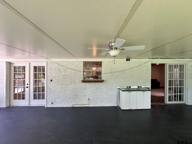 3727 Linda Kaye Dr, Longview, TX 75604