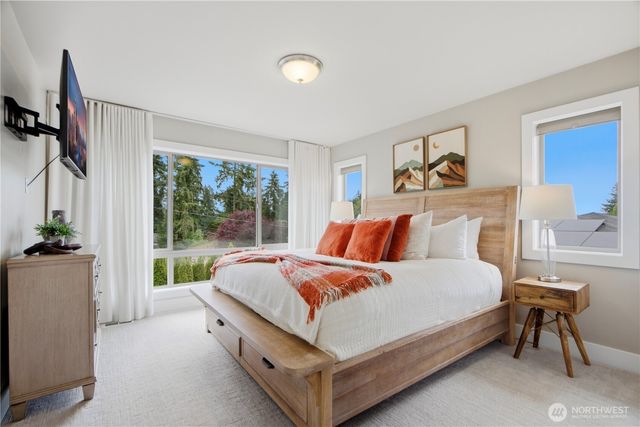 8792 116th Avenue SE, Newcastle, WA 98056