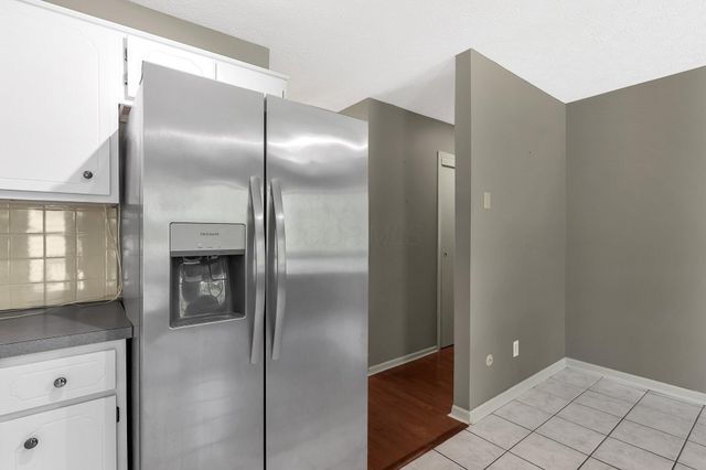5763 Stormcroft Avenue, Westerville, OH 43081