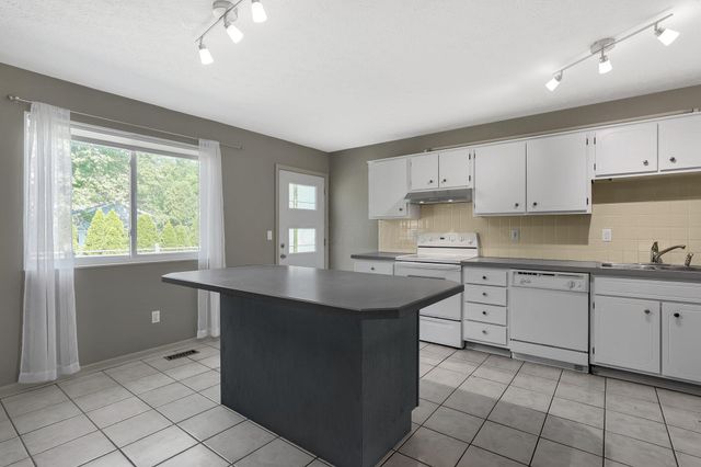 5763 Stormcroft Avenue, Westerville, OH 43081
