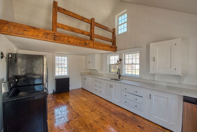 569 Main Street, Hanover, MA 02339