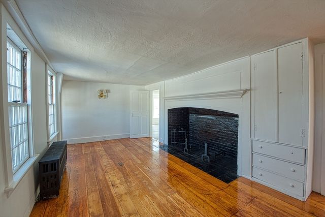 569 Main Street, Hanover, MA 02339