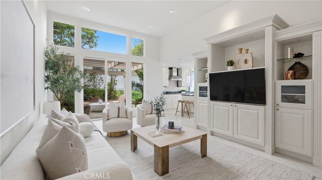 31 Saint Tropez, Newport Beach, CA 92660