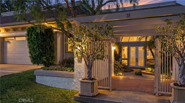 31 Saint Tropez, Newport Beach, CA 92660